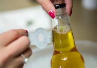 Hiện tượng tràn keo, bung keo (hiện tượng phất cờ) ở keo dán nhãn